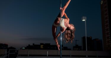 Best Pole Dancing Classes In San Antonio, Texas (2023